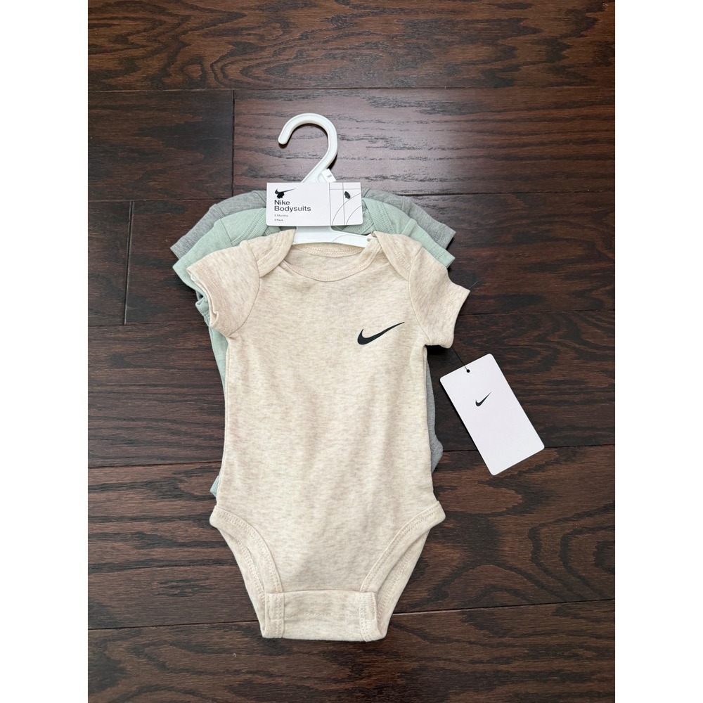 Nike Baby 3 Pack Bodysuits Mica Green Heather 56K647-EDV 3 Months NWT